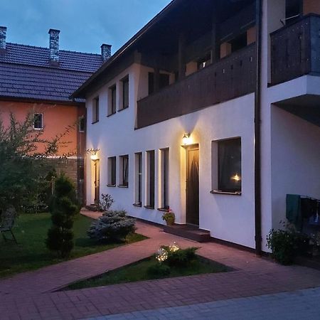 Salt Holiday Apartment Прайд Екстериор снимка