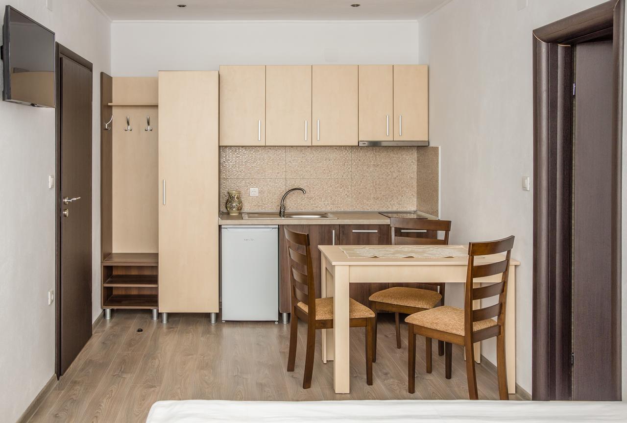 Salt Holiday Apartment Прайд Екстериор снимка