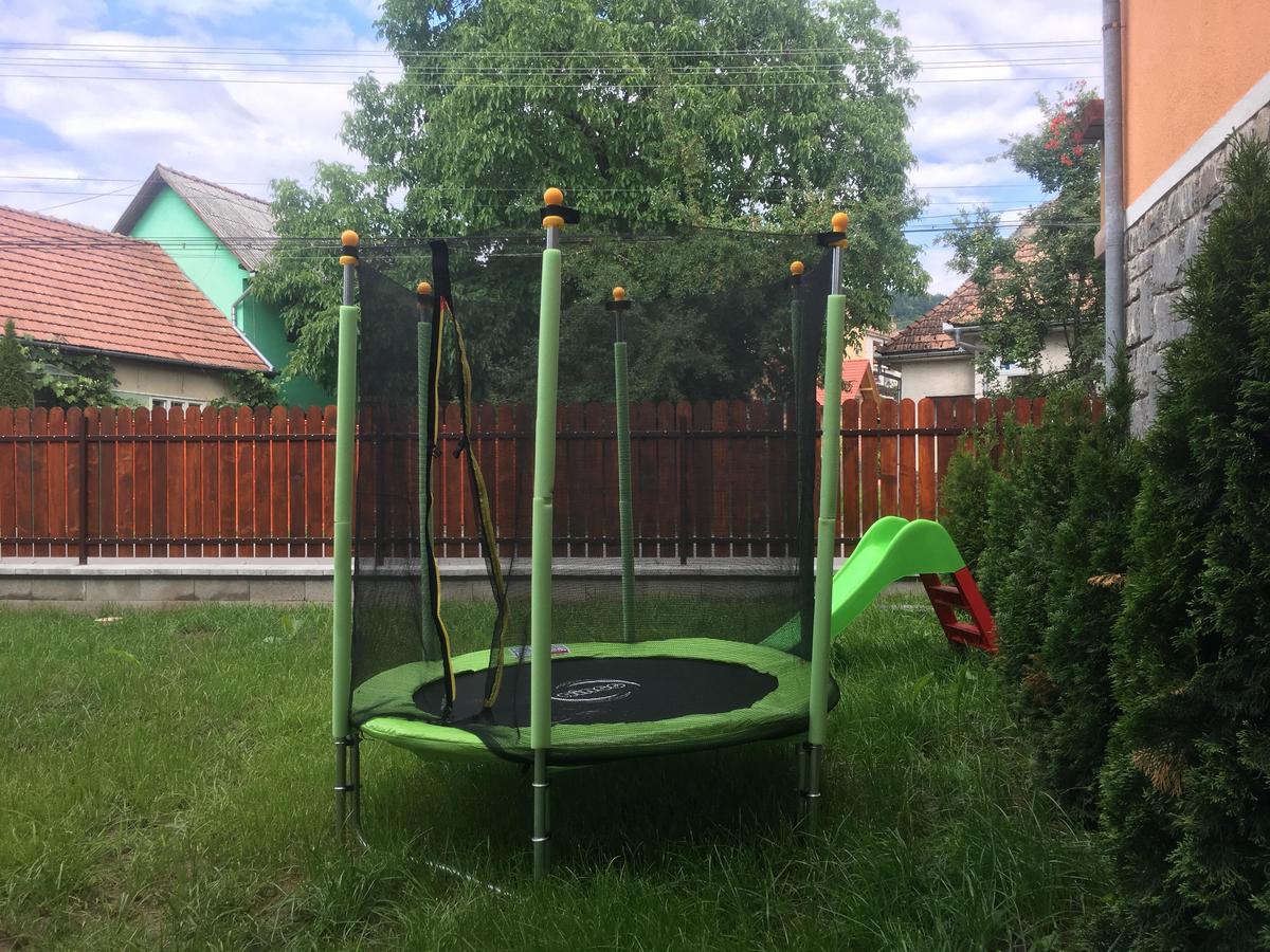 Salt Holiday Apartment Прайд Екстериор снимка