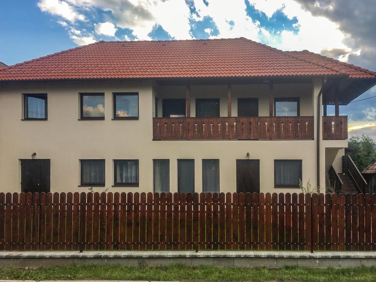 Salt Holiday Apartment Прайд Екстериор снимка